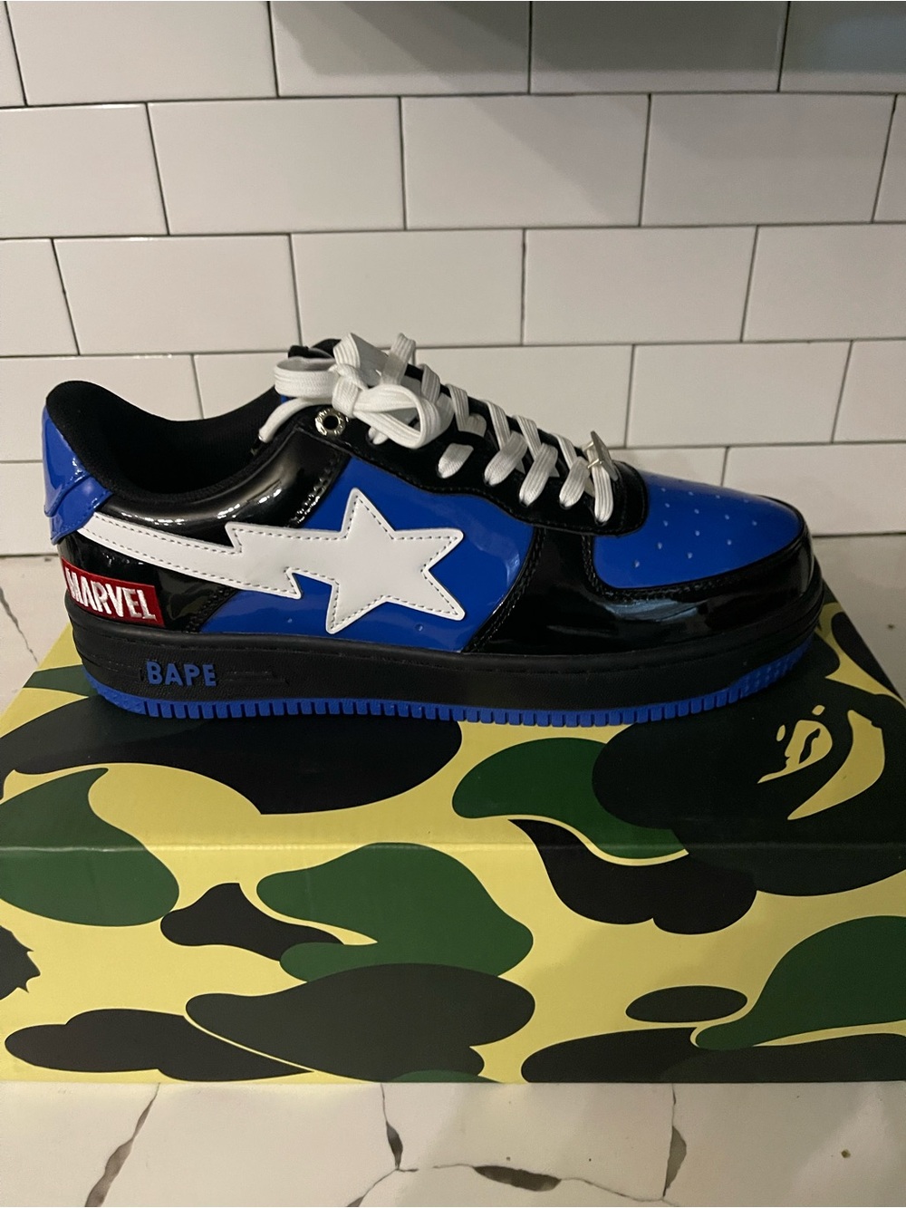 Mens Bapestas Size 10.